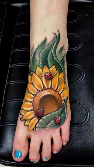 Tattoos - sunflower and ladybugs - 99533